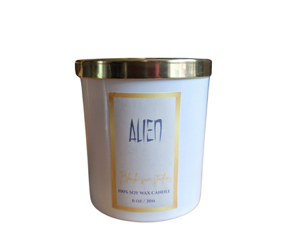 Alien Perfume Soy Wax Candle – 6oz | 30 Hour Burn Time | Handmade, Cotton Wick